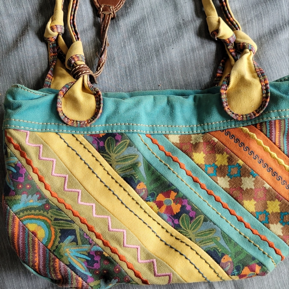 Fossil purse